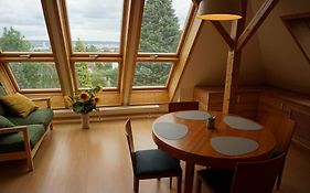 Apartment Mit Ausblick Im Dresdner Suedwesten